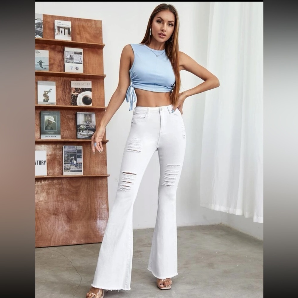 SHEIN White High Waist Ripped Raw‎ Hem Flare Leg Jeans Distressed Size L 8 10